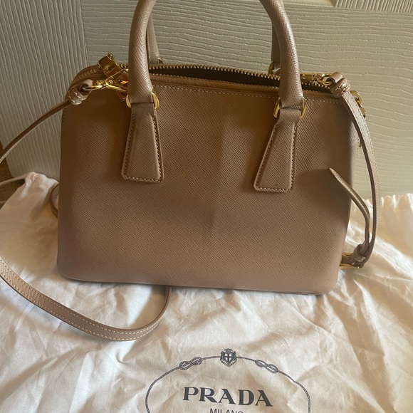 Authentic Prada Saffiano Mini crossbody- Pink Gold HW - Picture 3 of 3